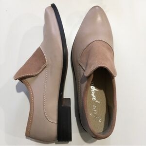 🍄FREE PEOPLE MAUVE LOAFERS